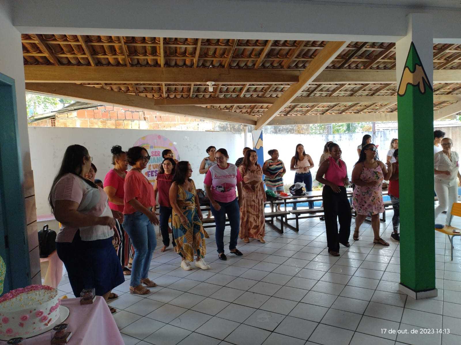 Camacã: Unidade de Saúde Dr. Aníbal Cavalcante faz campanha do outubro Rosa para professores